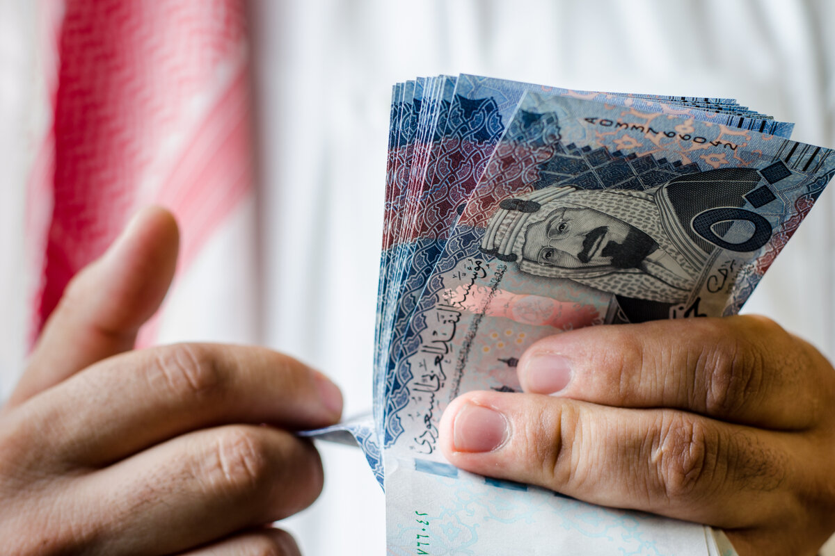 Saudi anti-corruption authority initiates a number of criminal cases