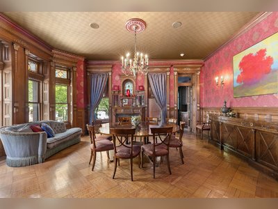 You Can Now Rent the Manhattan Mansion From Wes Anderson’s “The Royal Tenenbaums”