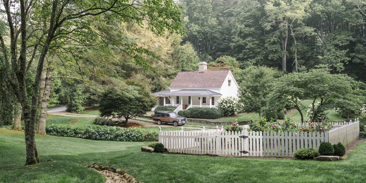 This Charming Cottage is Proof that the Best Things Come in Small Packages