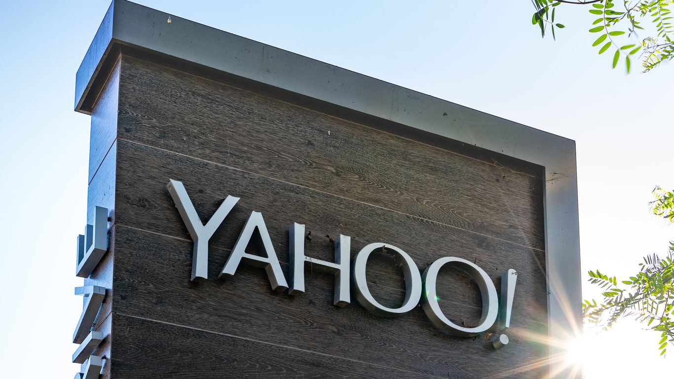 Verizon sells Yahoo and AOL to private equity firm for $5 billion