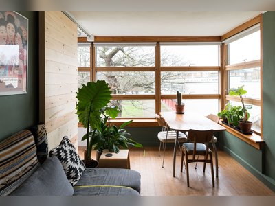 Scoop Up This Compact, Sun-Kissed Flat in London