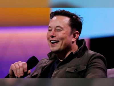 Twitter User Cracked A Joke On Jeff Bezos And We Caught Elon Musk Laughing