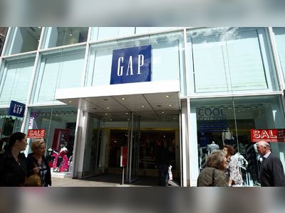 Gap to close all stores across UK and Ireland and move online-only