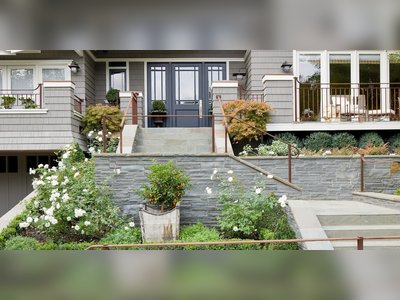 Exterior Color Combinations for Inviting Curb Appeal