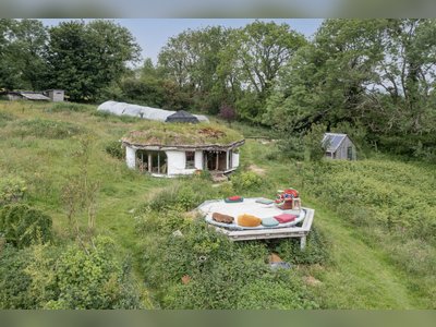 A Whimsical, Off-Grid Dwelling Fit for a Hobbit in Wales
