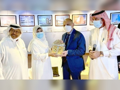 Jeddah arts society holds first Saudi-American photography exhibition