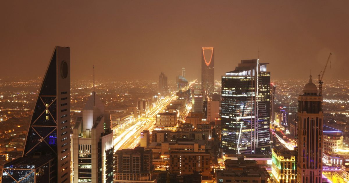 Wall Street finds Saudi Arabia still frugal when it comes to fees