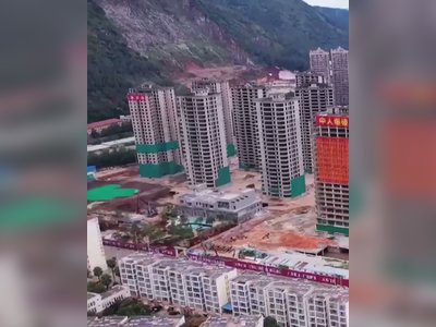 Amazing video shows 15 tower blocks in China were demolished as no one wanted to live there for eight years