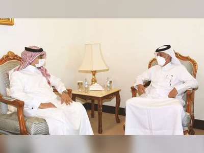 Al-Muraikhi meets Saudi envoy