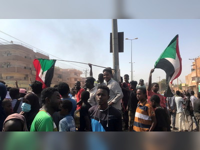 Major Sudanese tribe plans to end port blockade in support of military coup, as doctors and academics go on strike against it