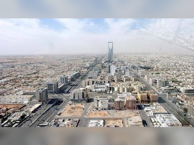 Saudi non-oil private sector growth quickens to 7-year high