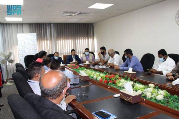 KSrelief trains Aden airport employees on COVID measures