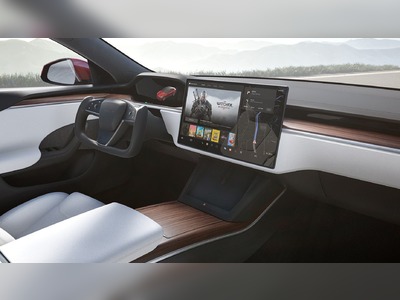 NHTSA investigating Tesla's front-seat video game feature in 580,000 vehicles