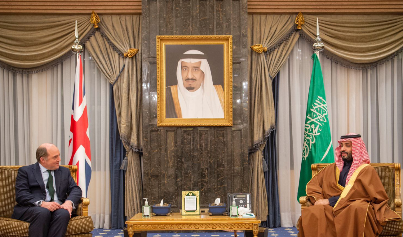 Saudi crown prince meets British defense secretary