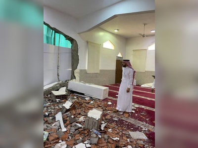 Speeding truck crashes into mosque, injuring five in Jeddah