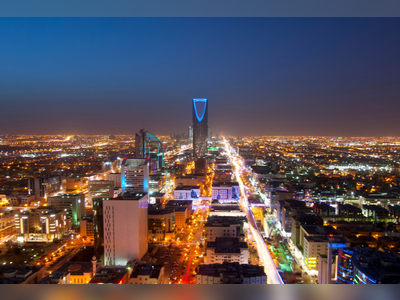 Saudi 2022 budget: Local forecasters see surplus as World Bank, IMF predict shrinking deficit