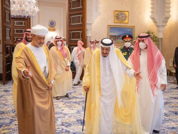 Oman' Sultan congratulates King Salman on Eid Al-Fitr