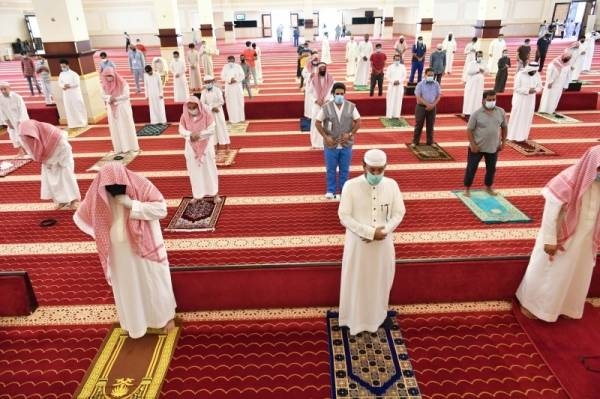 Ministry calls on imams to avoid long supplications in Tahajjud Prayer