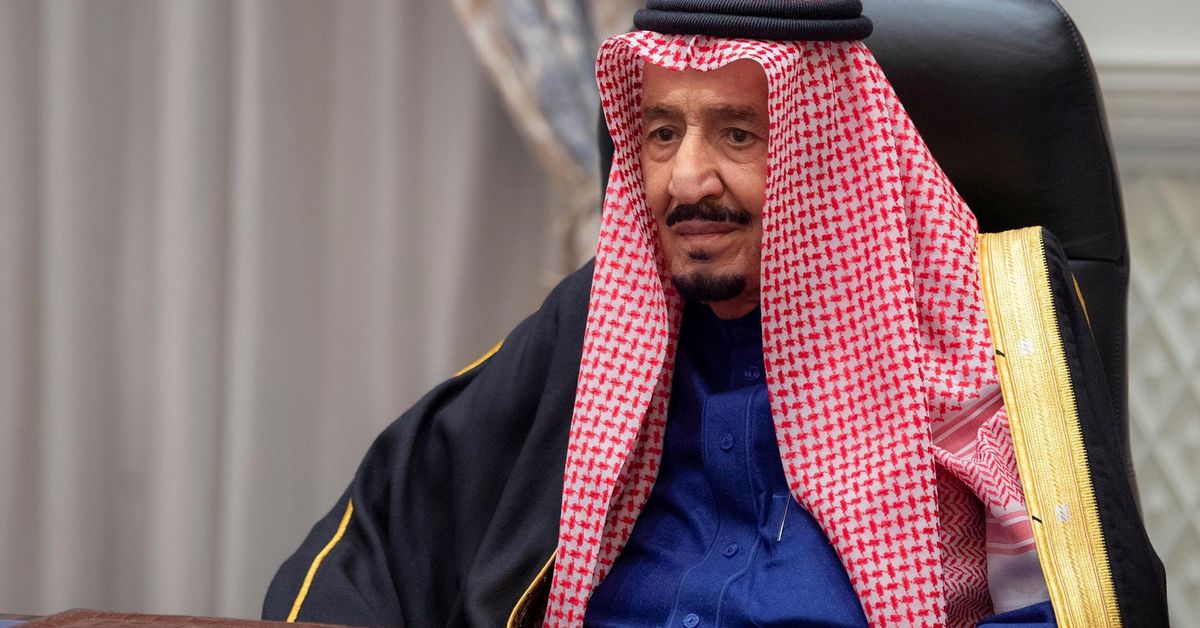 Saudi king to stay in hospital after undergoing colonoscopy