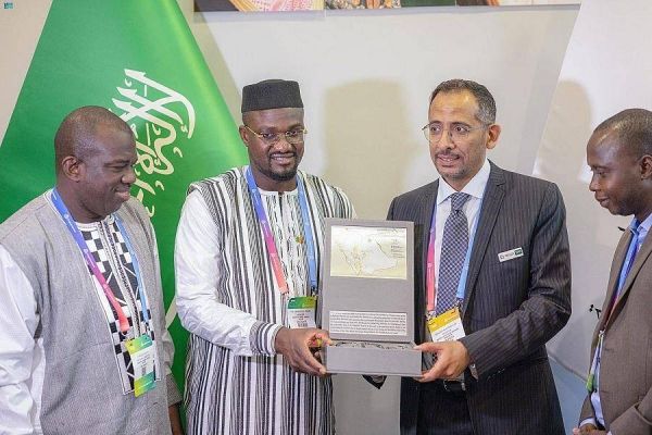 Al-Khorayef meets with several African ministers attending Mining INDABA