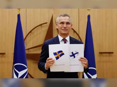 Sweden and Finland formally apply to join Nato