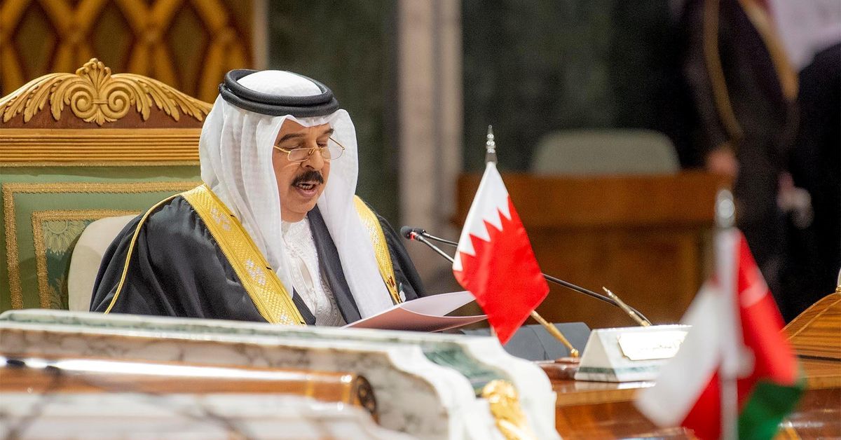 Bahrain's king orders cabinet reshuffle, names new oil minister -state media