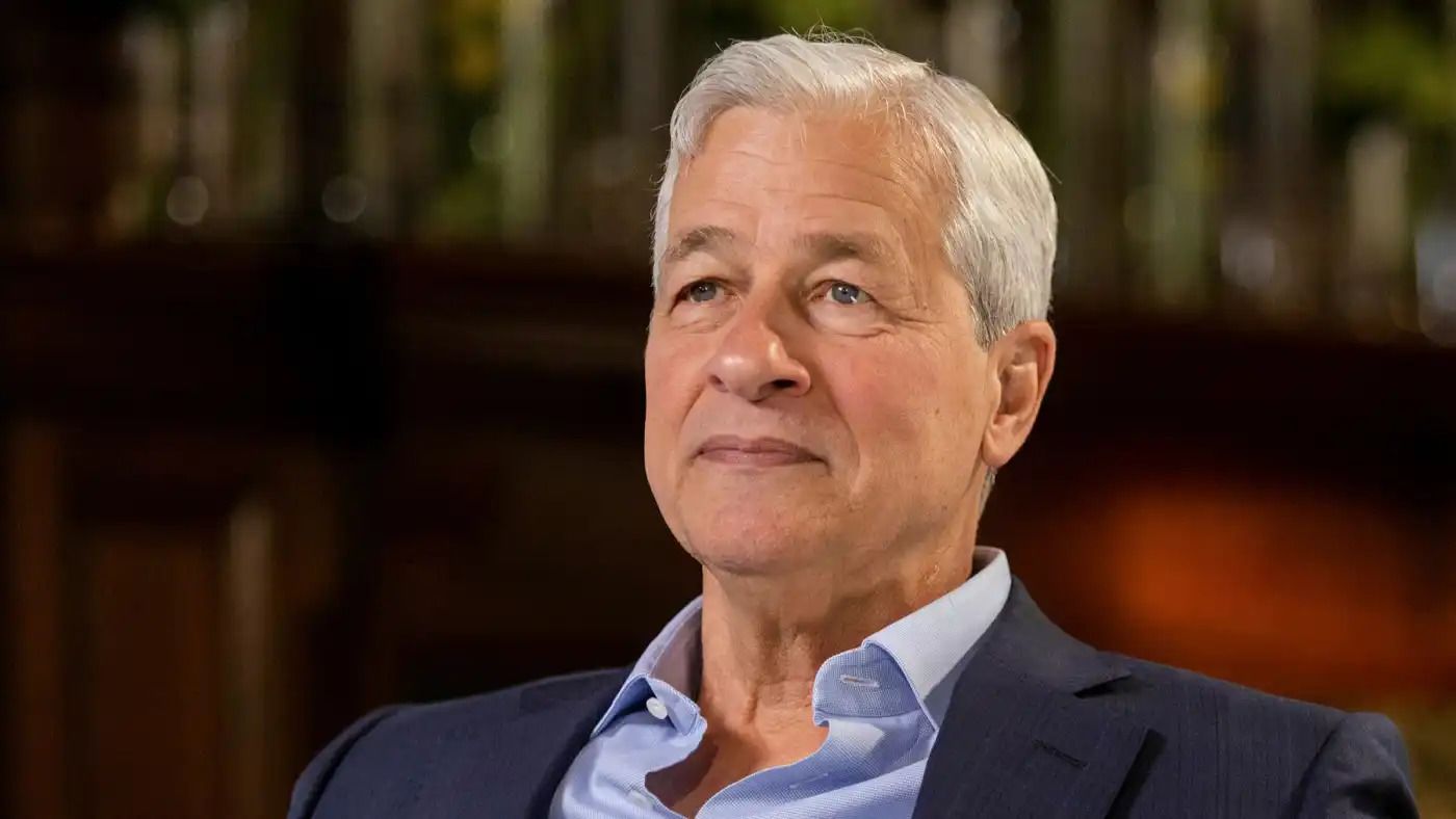 JPMorgan chief says ‘hurricane’ is bearing down on economy