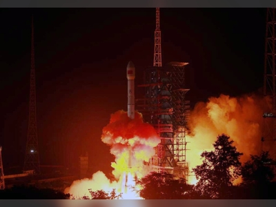 China launches new satellite to transmit data