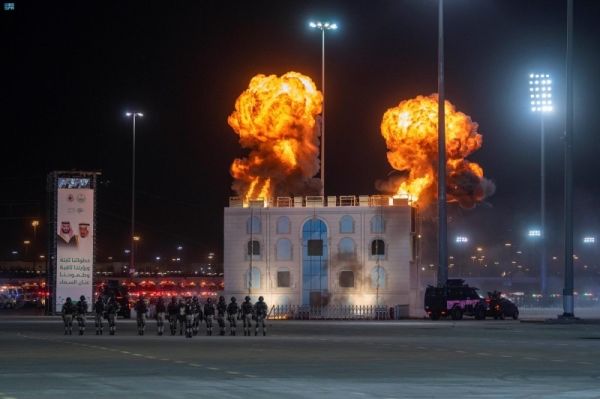 Prince Abdulaziz monitors readiness of Hajj security forces
