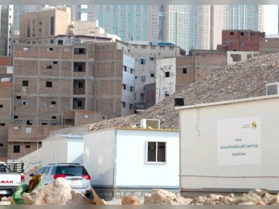 931 properties razed in Kidwa as new phase of developing slums launched in Makkah