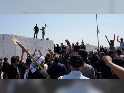 At least 10 protesters were killed in Iraq after followers of Shia cleric stormed palace after he retires