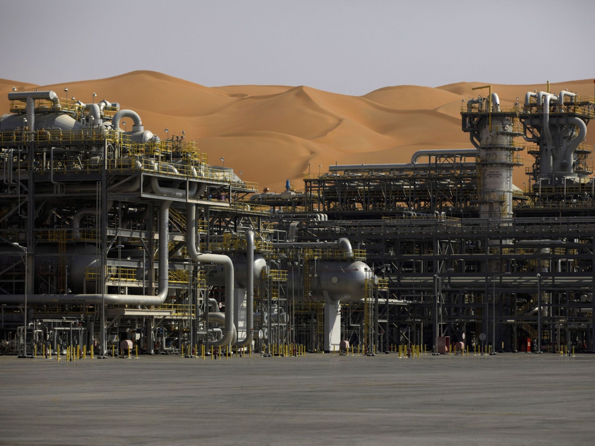 Saudi Aramco posts biggest quarterly profit of any listed company