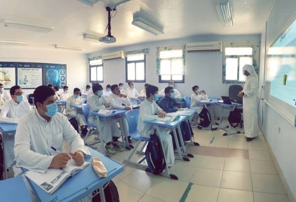 MoE allows secondary school students to obtain double major through blended learning