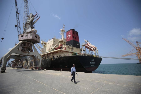 Riyadh welcomes Yemeni government approval of fuel ships to enter Hodeidah