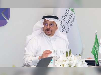 Saudi education minister signs MoU to support English-language teaching
