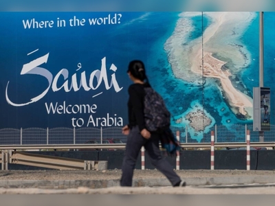 Tourists in Saudi Arabia shall comply with 7 requirements
