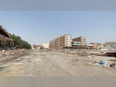 Last 2 random neighborhoods in Jeddah notified about removal work