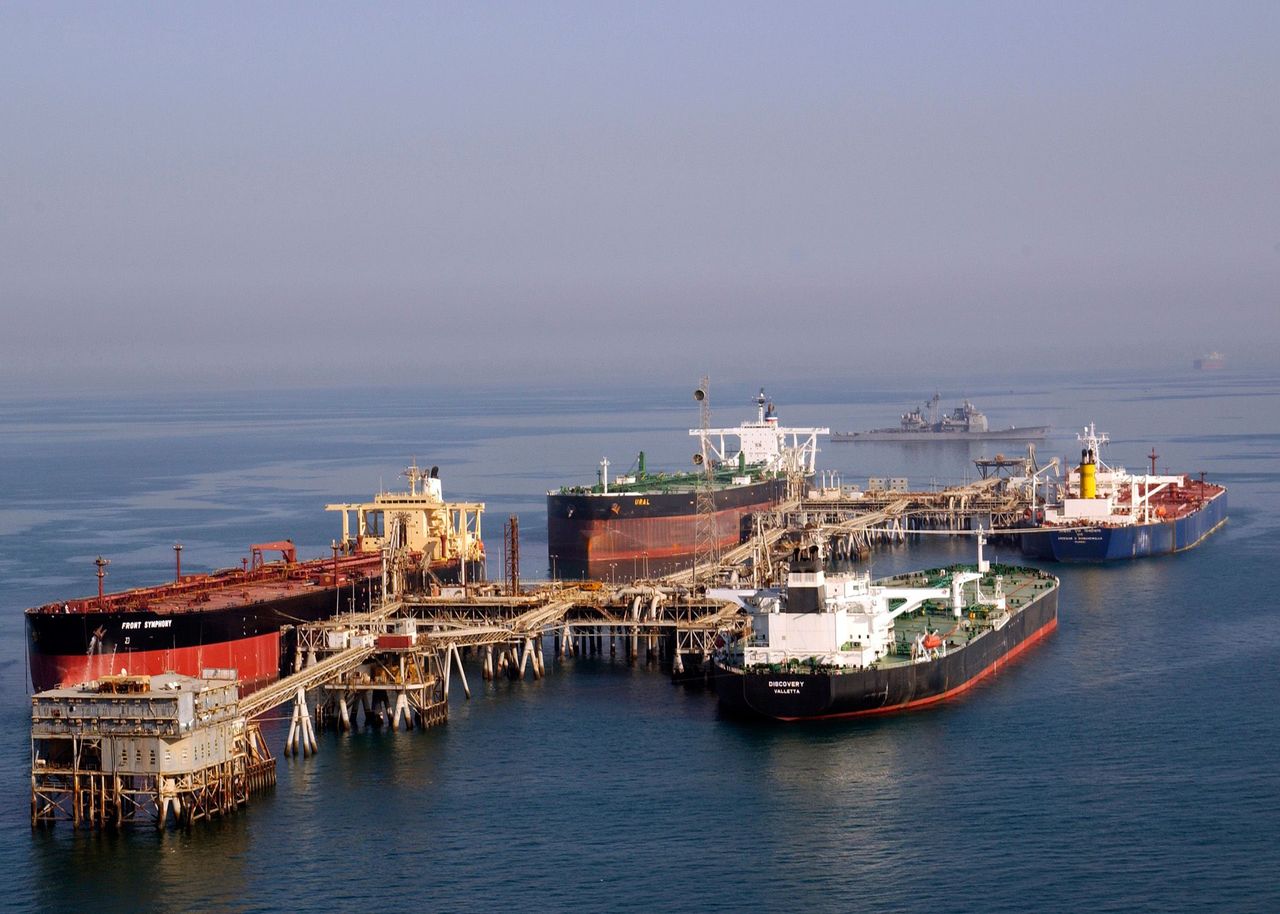 Exports 'gradually' resume after spillage at Iraq's Basra oil terminal