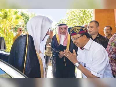 Muslim World League chief arrives in Bali for R20 Summit
