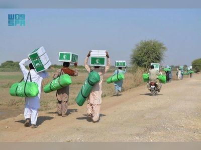 KSRelief distributes 1,005 shelter bags to flood-hit Pakistan