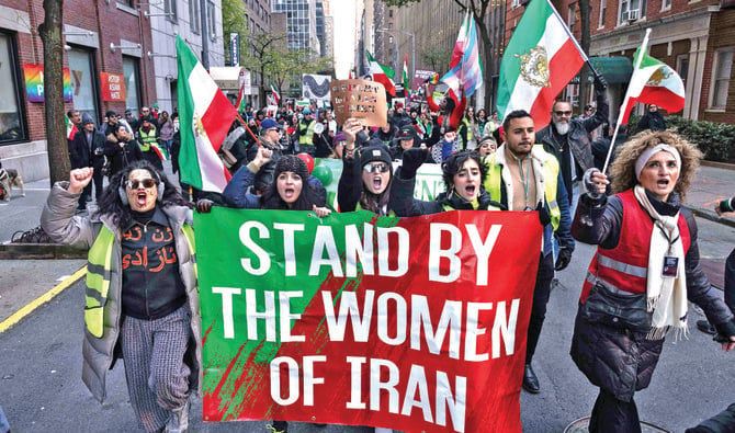 Activists fear major Iran crackdown in Kurdish-populated town