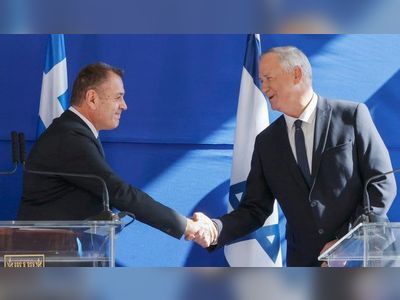 Greek, Israeli defense ministers stress importance of ties