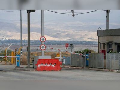 Palestinians hit by Israeli reversal on 24-hour operation of Allenby crossing on Jordan’s border