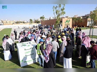 Green Riyadh project kicks off with tree planting in Al-Aziziyah