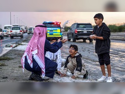 Rare hailstorm hits Kuwait, one of the hottest countries on Earth