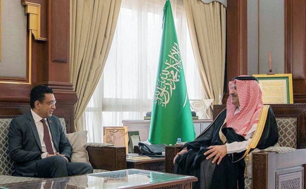 Madinah governor receives Sri Lankan foreign minister