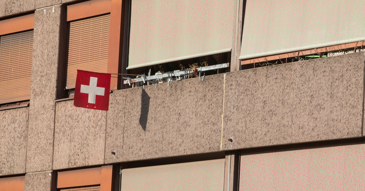 Ethics group urges tougher Swiss action over money-laundering
