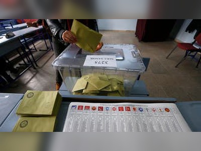 Turkey’s AK Party mulls bringing elections ‘slightly’ forward
