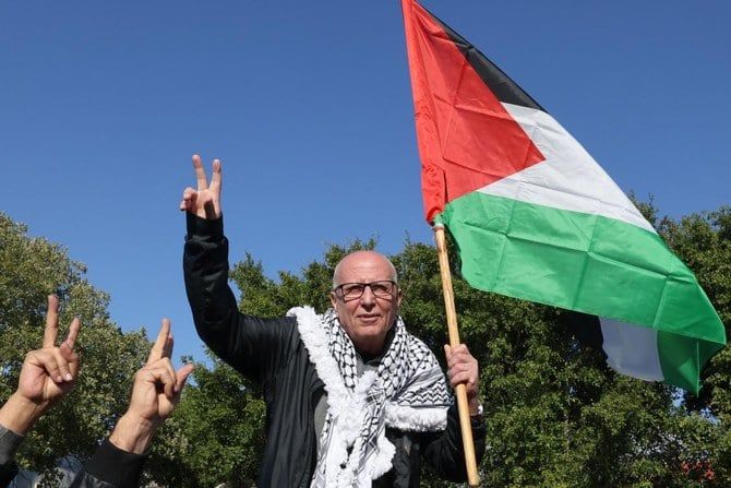 Israel frees one of longest serving Palestinian prisoners after 40 years
