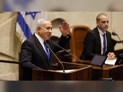 Netanyahu's hard-line new government takes office in Israel